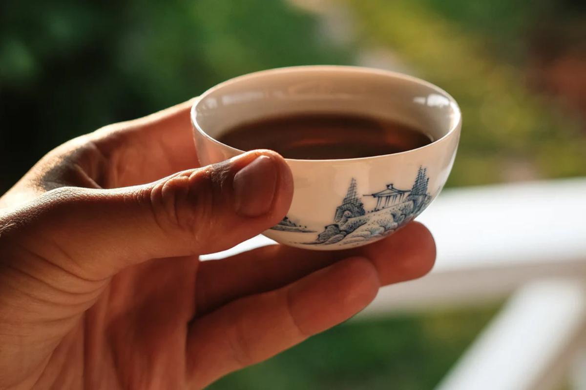 Does Oolong Tea Have Caffeine? Exploring the Caffeine Content in Oolong Tea