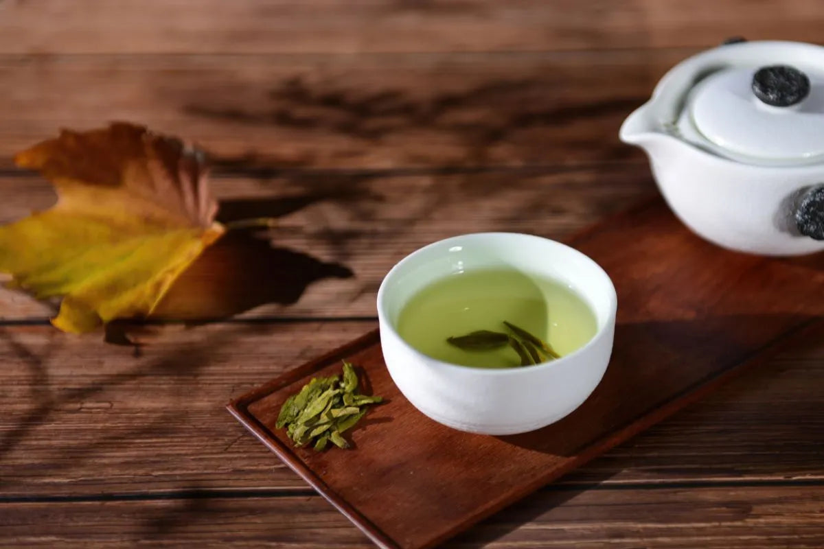 Top 6 Reasons to Drink Loose Leaf Green Tea in Summer