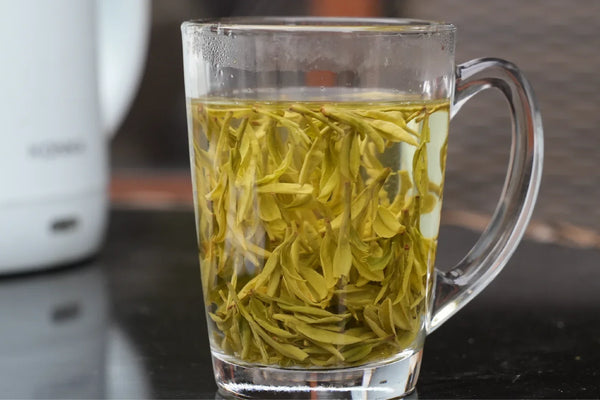 Best and Worst Times to Drink Green Tea: Morning, Empty Stomach, and Night