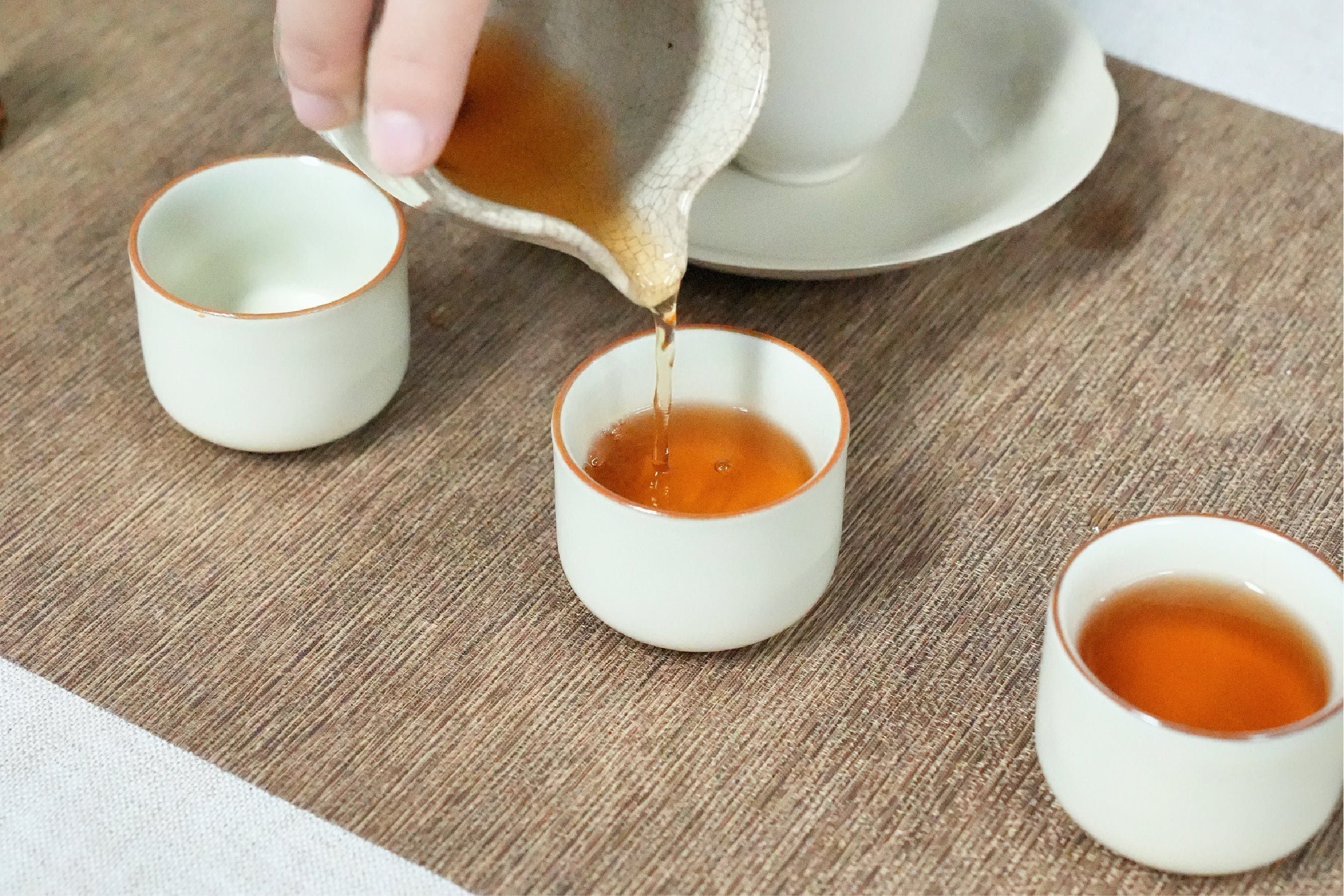 The Best Tea to Drink in the Morning, Afternoon, and Evening