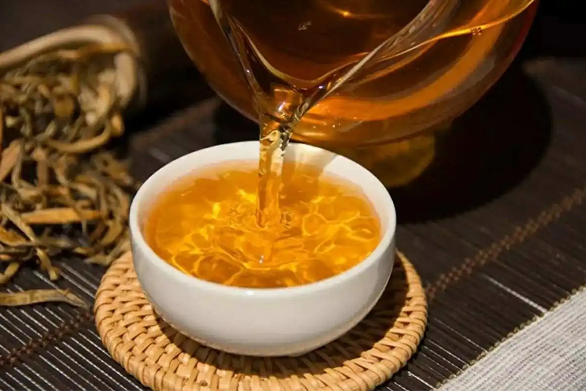yunnan-black-tea-dianhong-tea-soup