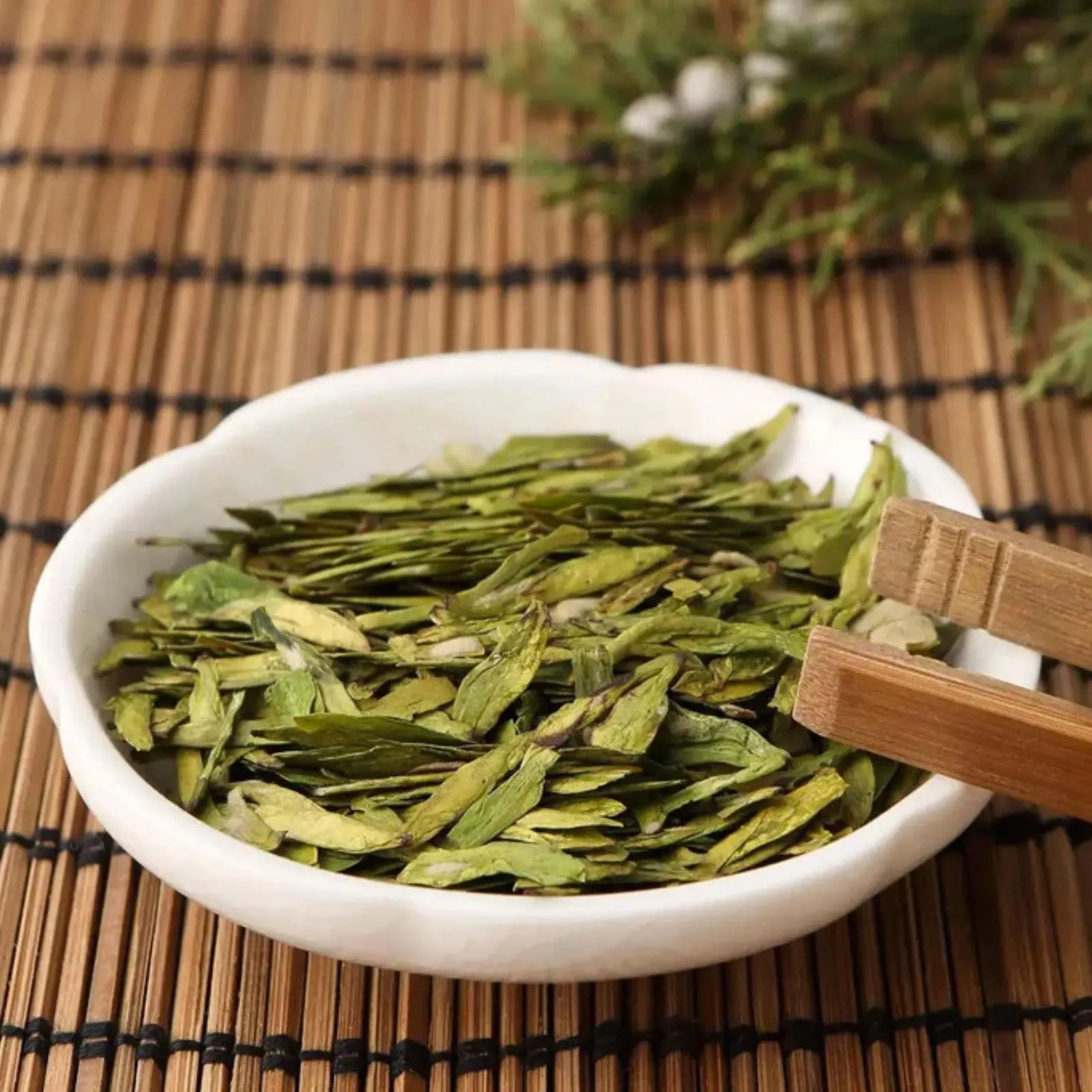 Long Jing (Dragon Well) Chinese Green Tea (One bud with two leaves) - Fresh Spring 2024 Harvest, 1600m High Mountain Tea from Dayang Town, Zhejiang - Fresh, Mellow, and Nutty Aroma Fragrance of Tofu Pudding, Best Value Choice 3.5oz (100g) For Morning