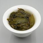 Tea-leaves-and-tea-broth